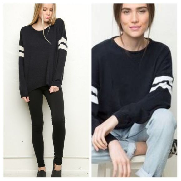 Brandy Melville Sweaters - Brandy Melville Women's Long Sleeves Cotton Navy Sweater Pullover One Size